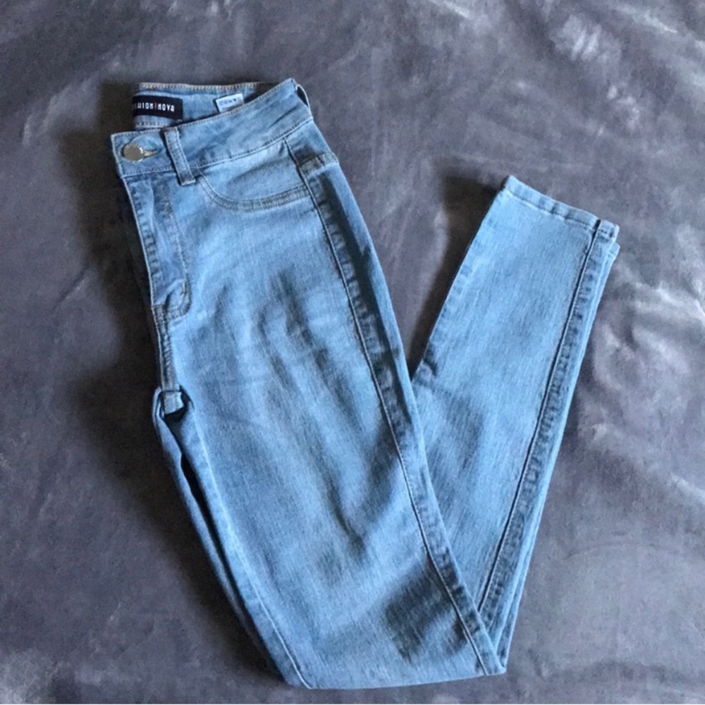 New High Waisted Jeans